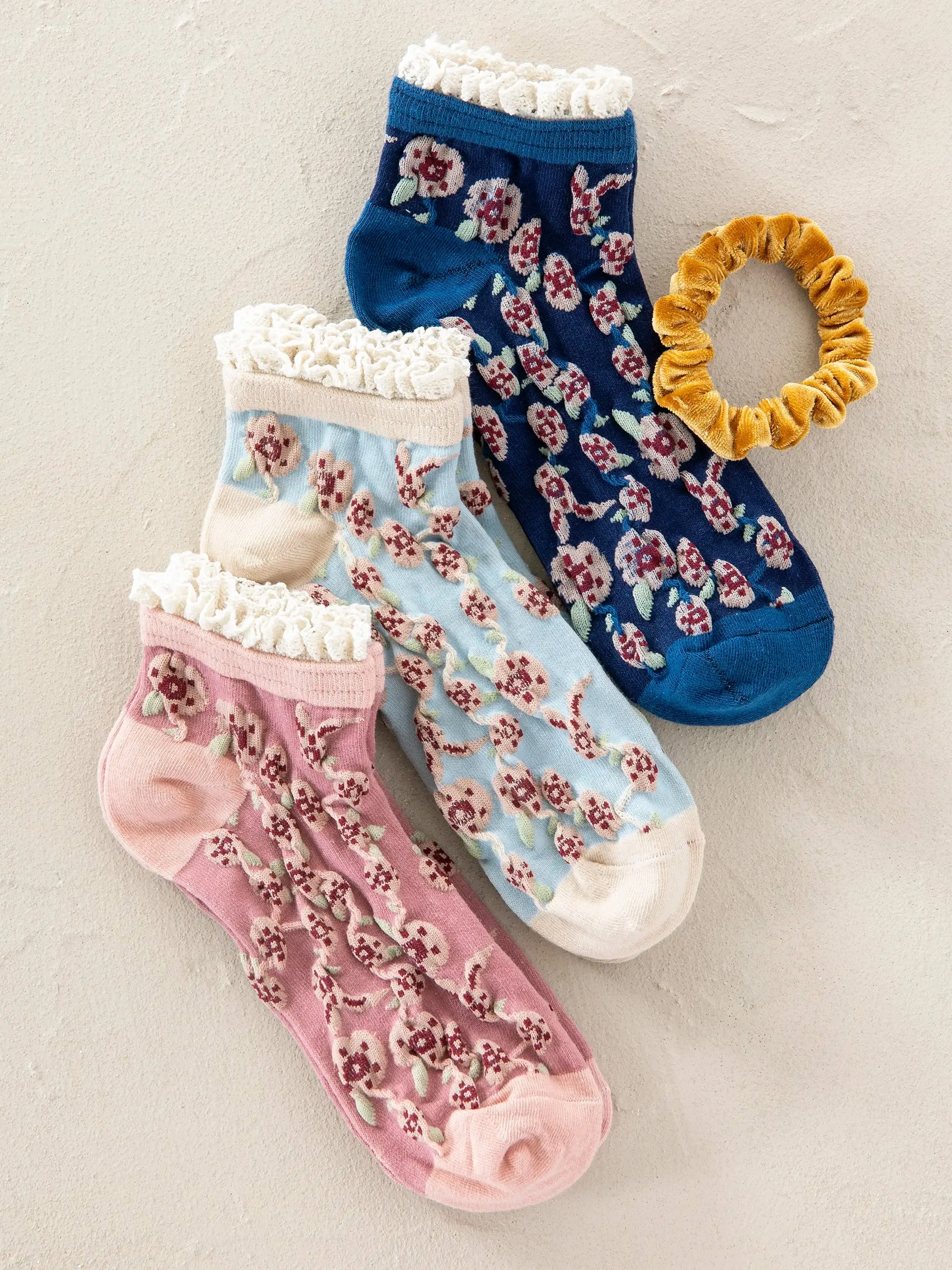 Blossom Socks & Scrunchie, Set of 3 - Dusty Blue