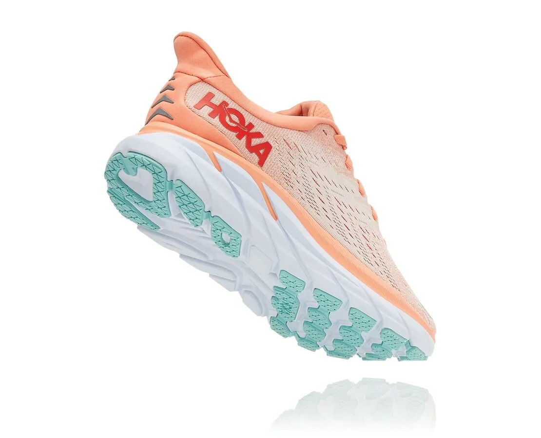 Hoka One One women's running shoe Clifton 8 1119394/CSPY cantaloupe/silver peony